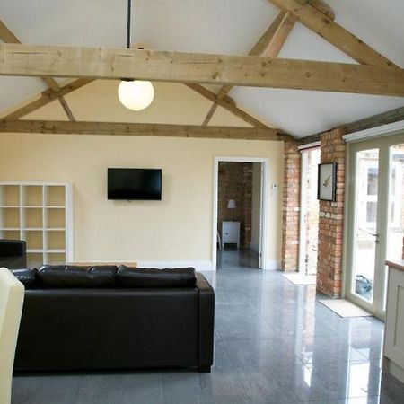 Pheasants Roost At Tove Valley Cottages Towcester Bagian luar foto